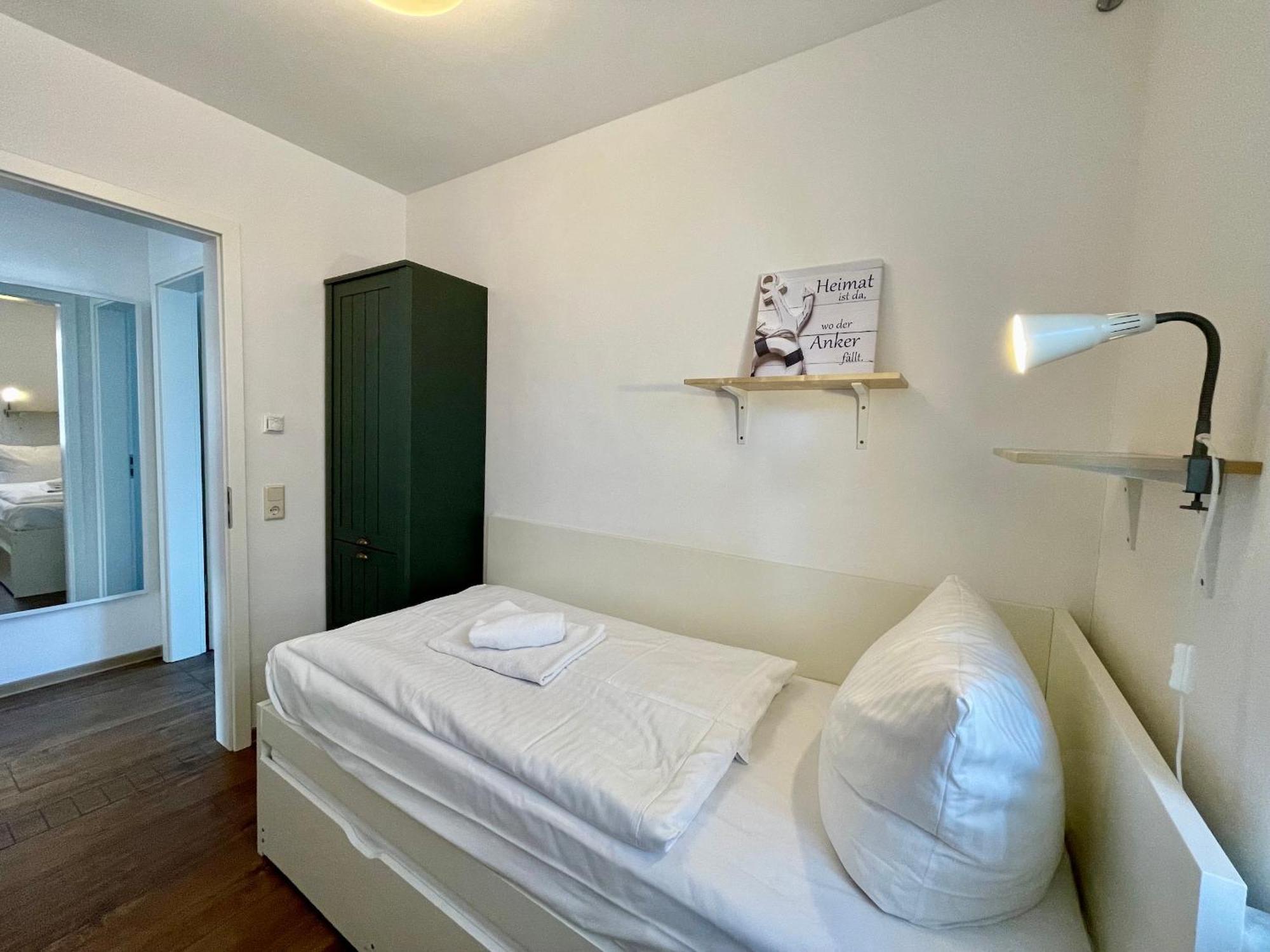 Ferienwohnung1 In Der Villa Westwind Thiessow Esterno foto